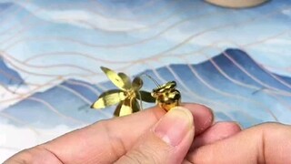 Hoa sen Phẫn Nộ của Phật, đứng đầu trong Bảng Xếp hạng Vũ Khí Ẩn, có thể mở và đóng hoa sen, phóng n