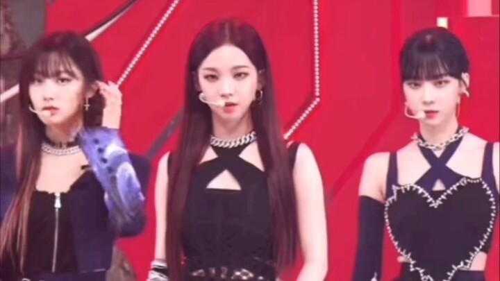 Some K-pop highlights I've really been enjoying lately