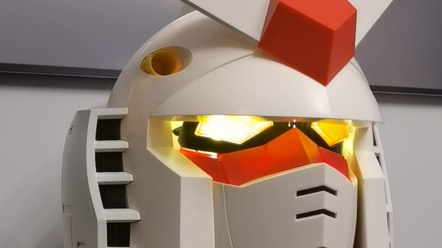 Kotak kacamata termahal? Kolaborasi Gundam dengan Owndays, hanya 1.979 unit edisi terbatas di seluru