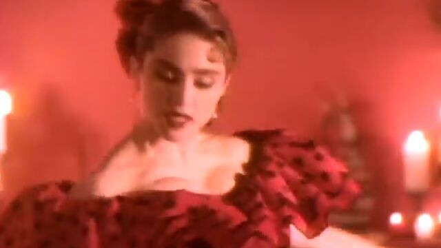 Madonna - La Isla Bonita (Official Video)