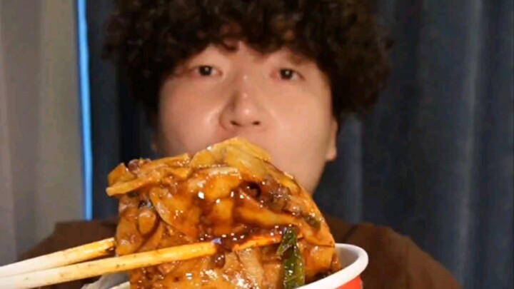 Misteri Penamaan Makanan di Wuhan: Mengapa “Datuo Mianpi” Disebut “Dou Si”?
