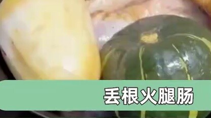 One pot with 8 dishes, I really respect...