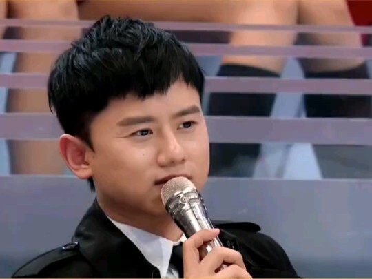 Yang Chaoyue’s debut stage on “Chuang 1”: she’s so cute, counting the beats while dancing!