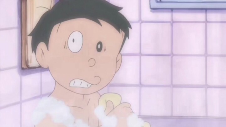 [Doraemon famous scene] Nobita was forced to take a bath and was peeped at by Shizuka