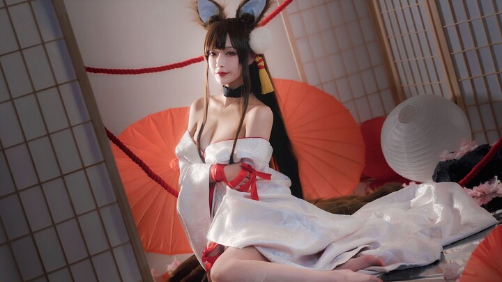 "Cosplay Treasure Beauty" Teppanyaki Ghost Dance dengan Komandan Kimono Akagi, tunggu apa lagi?