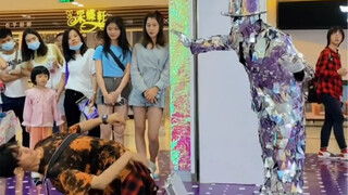 1. 芸芸众生，知音难觅！这是舞者与舞者之间的灵魂交流#街头艺人2. 你们看到那堵玻璃墙了吗？被撞的好痛！ #搞笑一