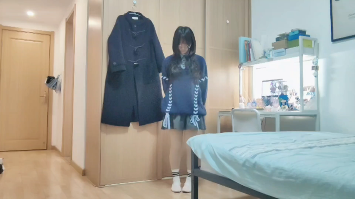 سأسجل عصا الطين الزهري التي تعلمتها بالأمس للتو