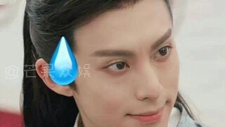 Right now, "The Love Between Fairy and Devil" is like a washed-up old pro being called back into act