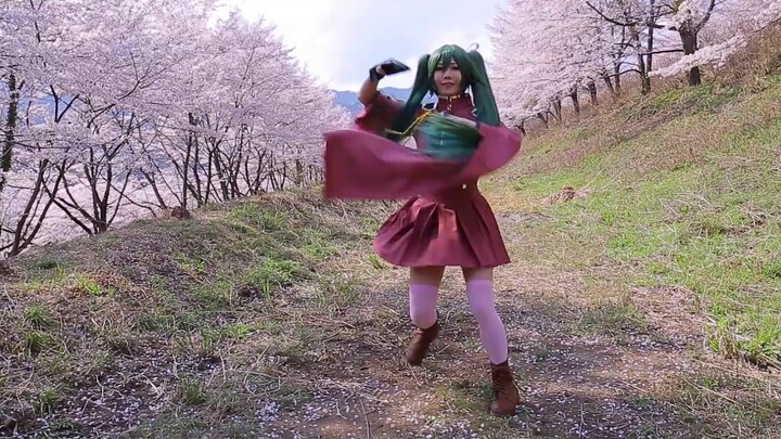 [ฮ่าฮ่าฮ่าฮ่า โพสต์แรก] Mirai Shirayuki - Senbonzakura🌸[ฉันพยายามเต้นแล้ว]