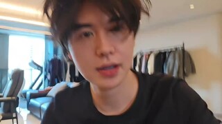 "الأخ الأكبر لم يعاملني كبشر واستغلني" تونغ جينتشنغ الذي اعتاد أن يكون ابن سيّد، قال بصراحة إن تلك ا