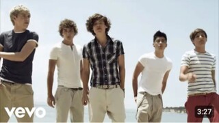 One Direction - What Makes You Beautiful (lyric video edit)