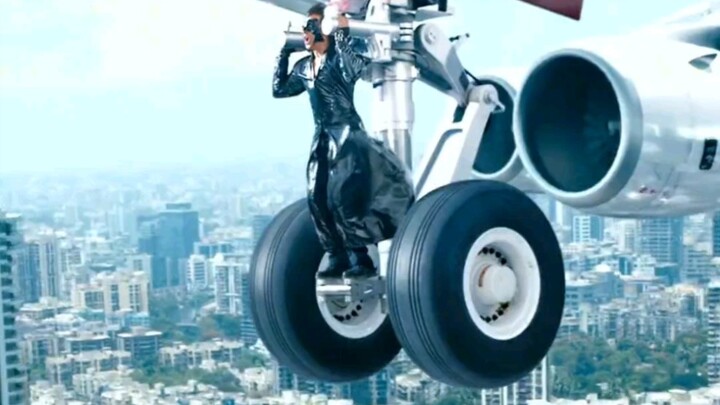 [Ah San Takes a Plane ✈️]