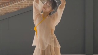 "Chunjian", "Classical Dance", "Like Smoke", "Afternoon Sunshine" I really like this dance studio in