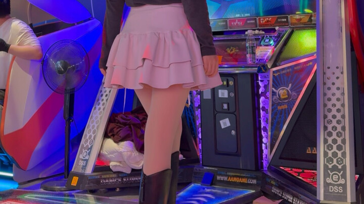 Dancing Machine Sweet Divine Mechanical Maiden: At Next Level, I still love playing Nezha who beats 