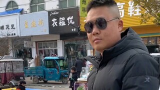 太险了！差点被老板认出来了