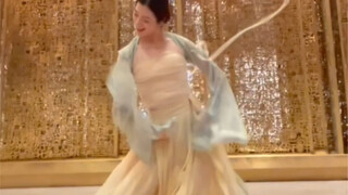 但是 舞蹈生真的很美啊！！