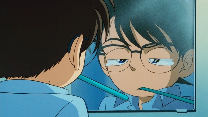 Benda-benda kecil itu agak menggemaskan, kadang-kadang lupa kalau dia masih SMA 2.0