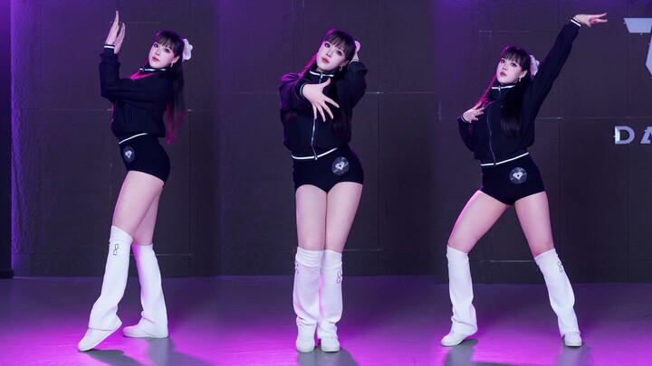 FOCUS! [Xiaoyu’er | Vertical Format]