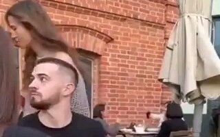 Tonton sampai akhir, bro, aku cuma bisa bantu sejauh ini.