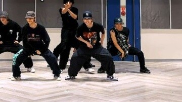 【WATWING】ตื่นเต้นสุดๆ! "WATW"ing" สตูดิโอเต้นรำ