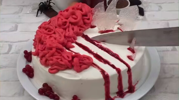 Food making- Horror style cake