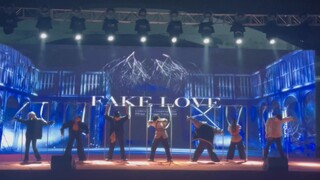 What's it like to dance FAKE LOVE at a university welcome party? A beautifully artistic puppet versi