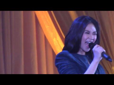 Sarah Geronimo DESTROYING the 5th & 6th Octave Notes! | Ash Rick Creations
