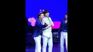 (230721) (Superjunior Fanparty) (Manila) King of Fairy 💙 prince #규현 #동해 #kyuhyun #donghae #슈퍼주니어