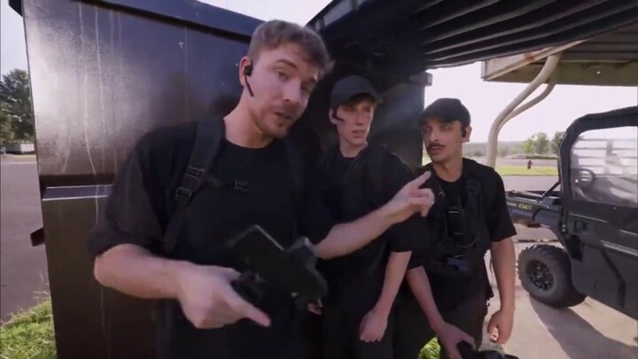 Escape 100 cops win $ 500000 inhindi  mr beast