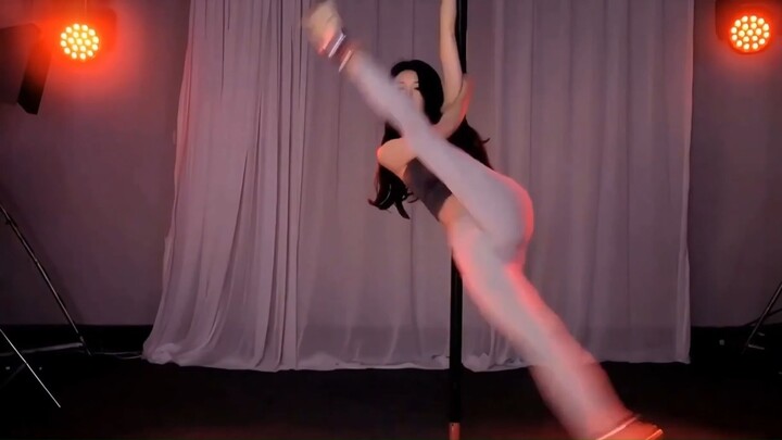 Celana jeans ketat-tarian tiang