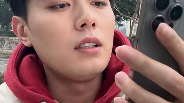 Tantangan Gila Penggemar: Aze Selalu Penuhi Misi! @Wenzi yang Suka Uji Produk, Sudah Siap?