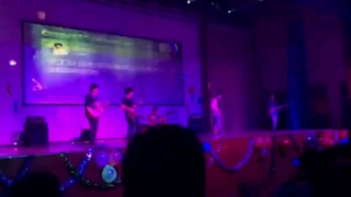 突然翻到6年前留的海阔天空solo 泪目了