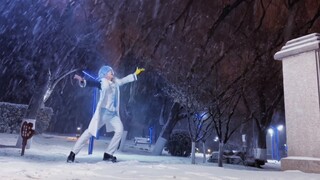الرقص وسط الثلوج الكثيفة!! ノーマン -ReRec- (إصدار الذكرى السنوية العاشرة) [Project Diva Cosplay] (الإصد