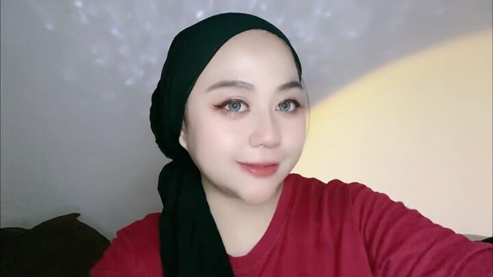 Hi.. nanti aku live streaming disini yah.. jangan lupa mampir ke room aku  dan jangan lupa follow