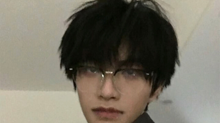 Huang Shunyu, a candidate in Fujian Province’s art joint entrance exam, topped the province with 292