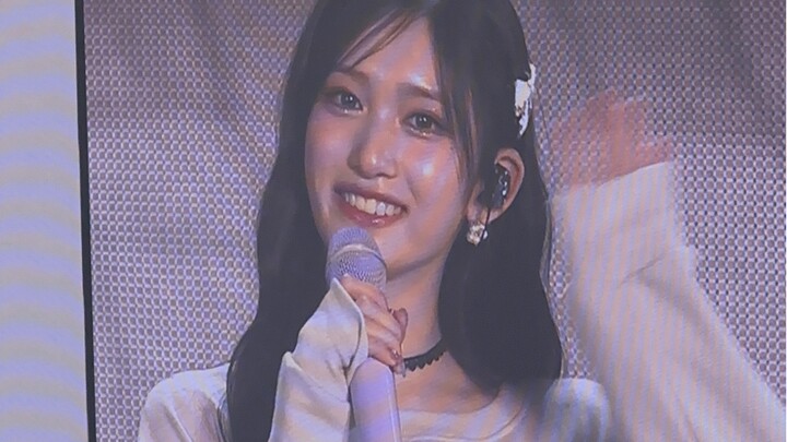 IVE0309fm｜leeseo｜Chào fan quá lâu, Lý Thụy vừa quay đầu đã thấy mọi người chẳng còn ai, liền lon ton
