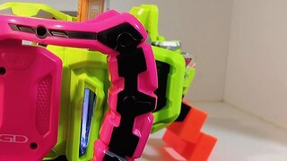 Kamen Rider Exaid Brave DX Exploration Ruins Cassette ระดับ 100