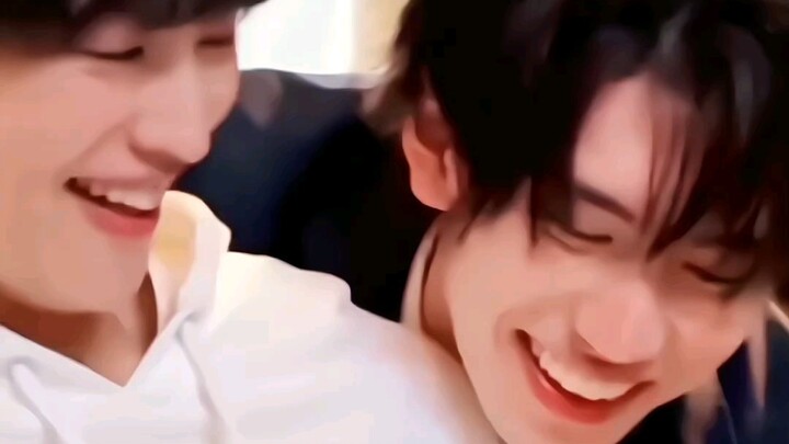 พวกเธอสองคนไม่ได้เอาจริงใช่ไหม!