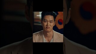She messed with the wrong guy😂🤭 #kdrama #flexxcop #ahnbohyun #shorts