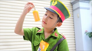 Công an tí hon giúp cô gái bán kem - Dạy Bé Trở Thành Người Trung Thực