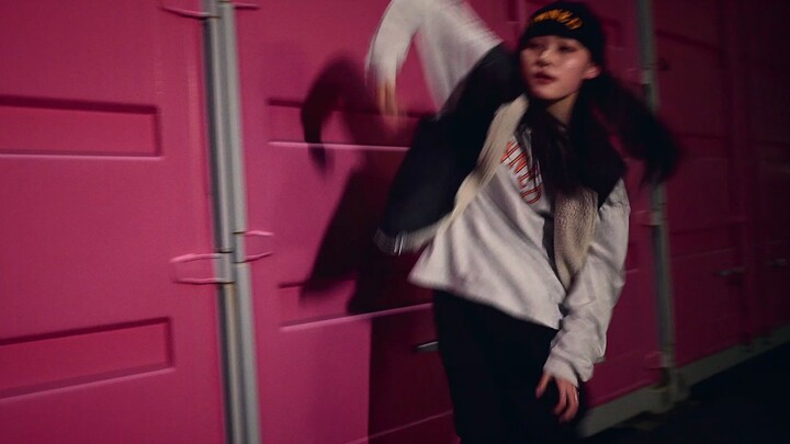 รานา นักเต้นมากความสามารถวัย 15 ปี กับผลงานเดี่ยวฮิปฮอปส่วนตัว