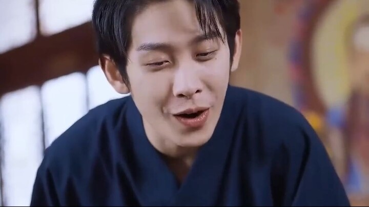 จักรพรรดินีใกล้สิ้นอาณาจักร ชายยุคปัจจุบันข้ามกาลเวลาส่งของมหาศาล ตีพ่ายศัตรูสิบ