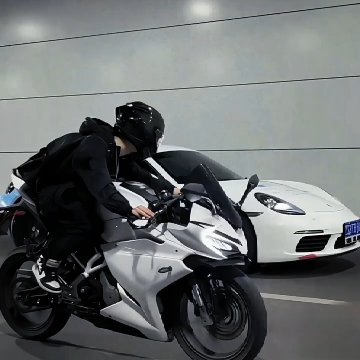 Are you still not awake? Young man, do you really want to be in the illusion of the kaleidoscope?