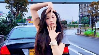 Turns out idols' clothes can also be stylish!