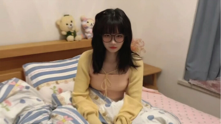 I’m scared of Biluo’s rebellious streak! I keep telling her not to eat anymore… Ahahaha!