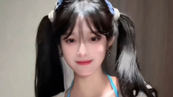 Tóc hai bím độc ác!