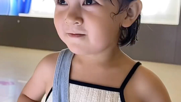 Đánh nhịp bằng mặt… 😑