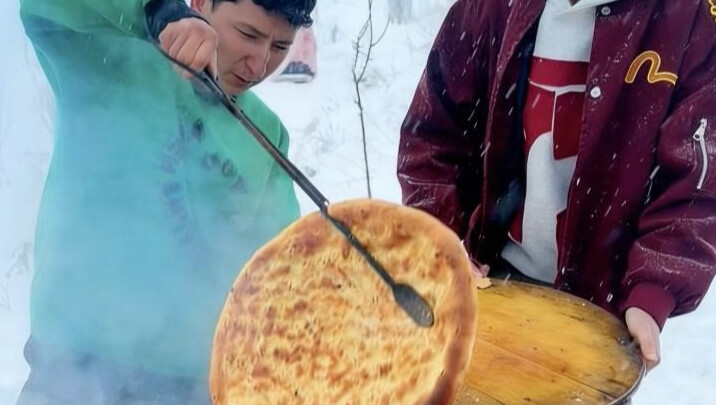 In Xinjiang, a snowfall and a naan bread—those are life.