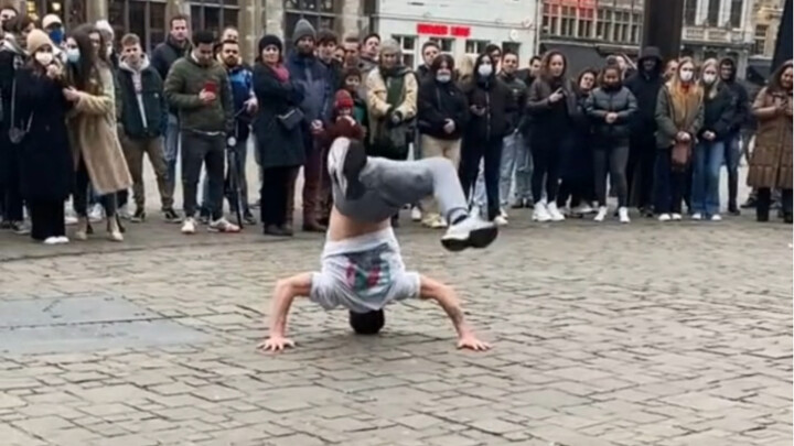 Vũ đạo đường phố đẳng cấp vương giả, chàng trai với kỹ năng siêu đỉnh khiến cả khán phòng choáng ngợ