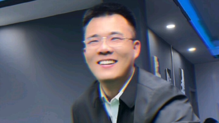 当普通人穿上行政夹克